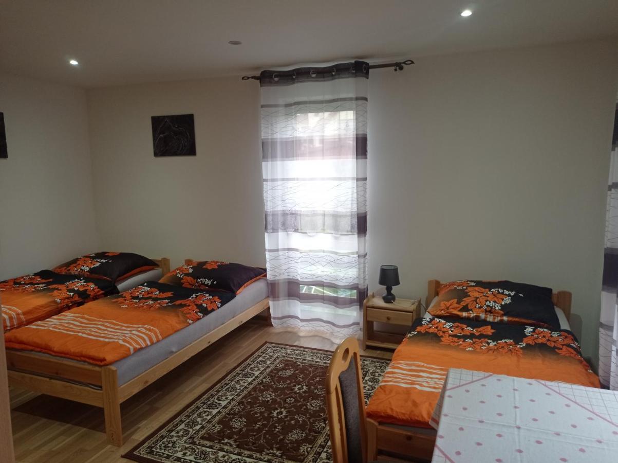 Penzion Sarka Hotel Štrba Екстериор снимка