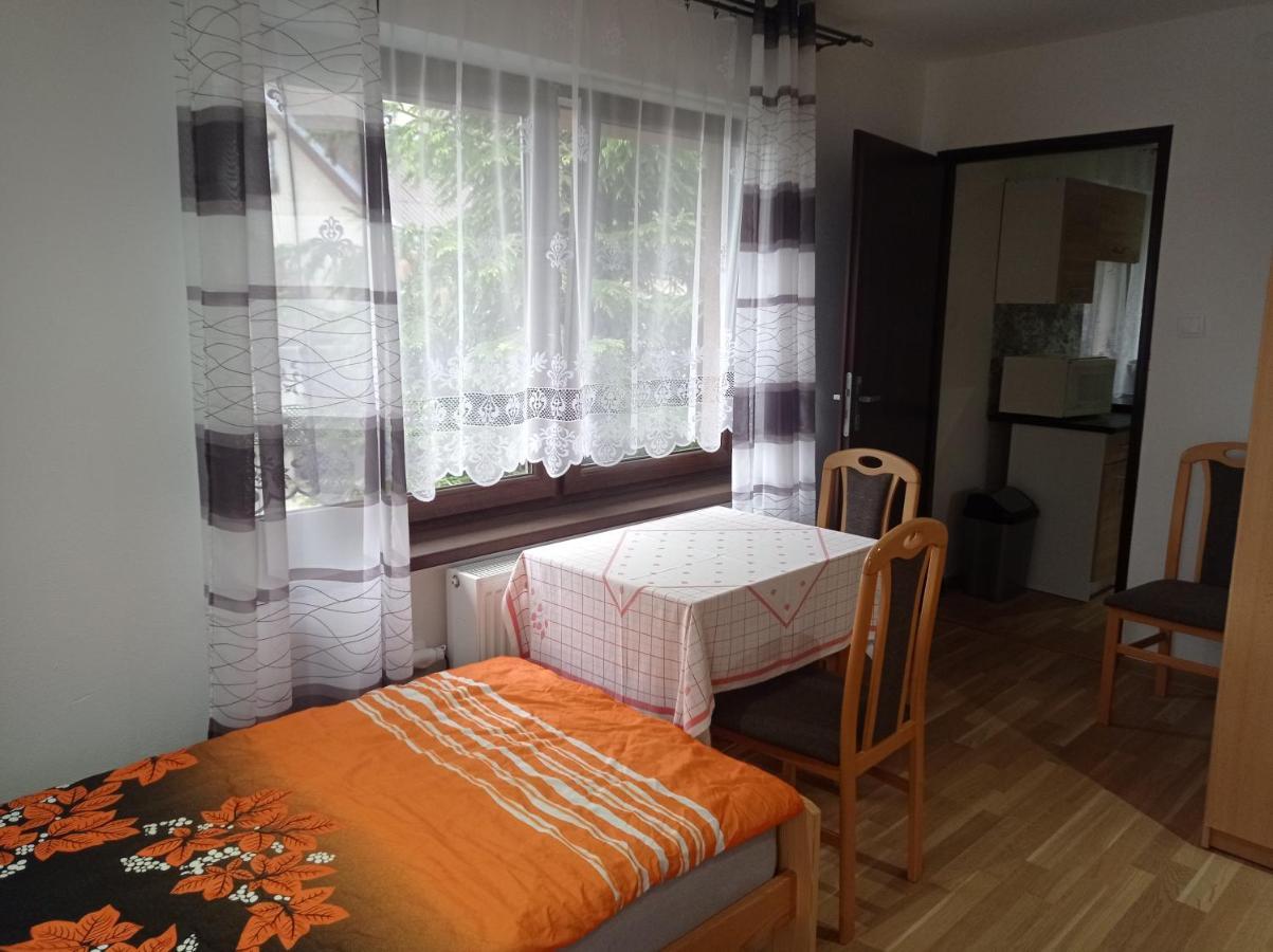 Penzion Sarka Hotel Štrba Екстериор снимка